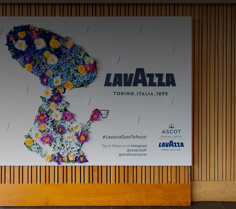 Lavazza ورويال أسكوت